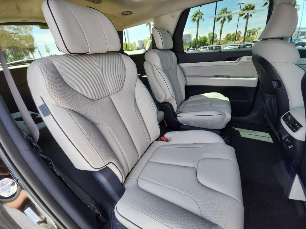new 2025 Hyundai Palisade car, priced at $53,149