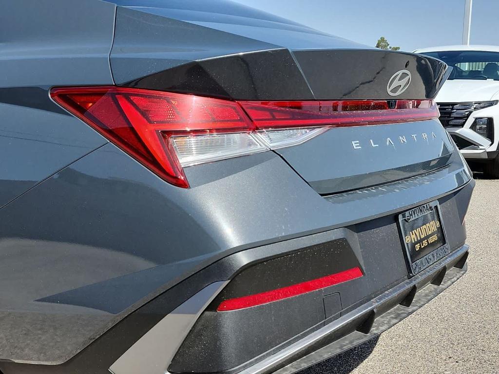 new 2025 Hyundai ELANTRA HEV car, priced at $25,590