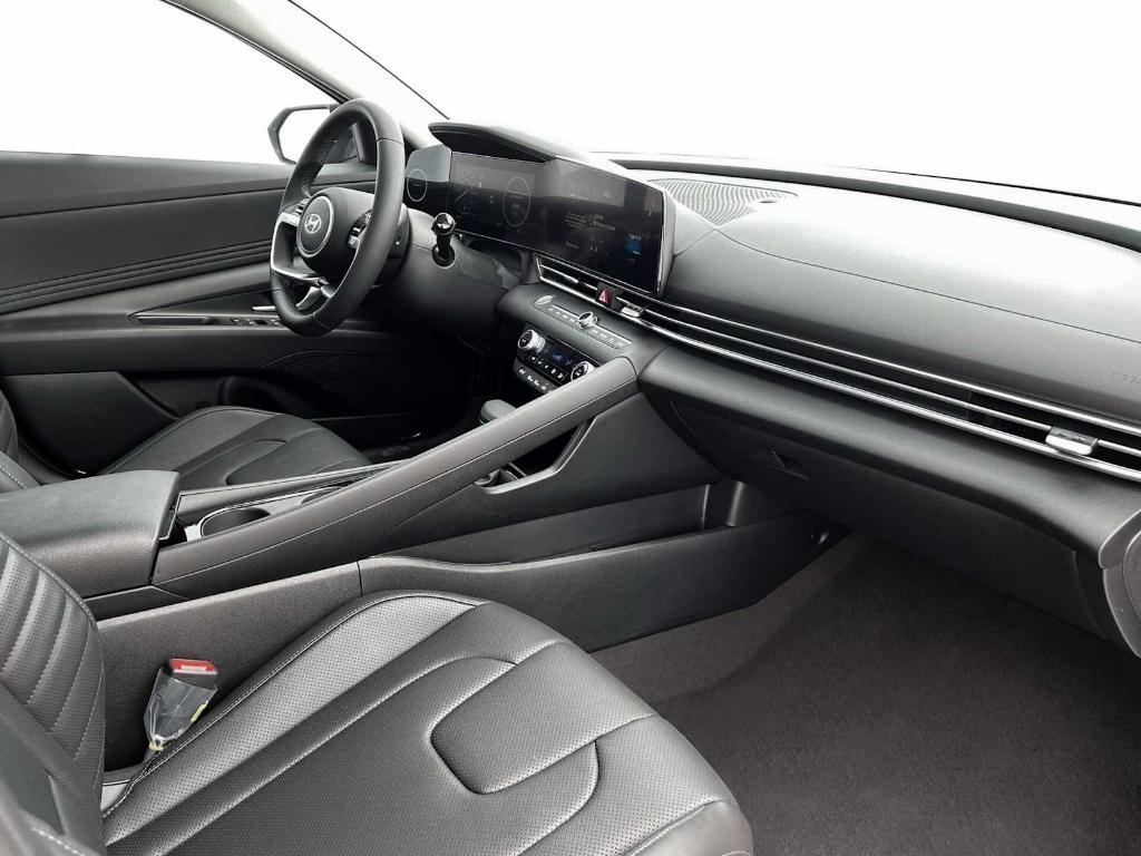 new 2025 Hyundai ELANTRA HEV car, priced at $29,600