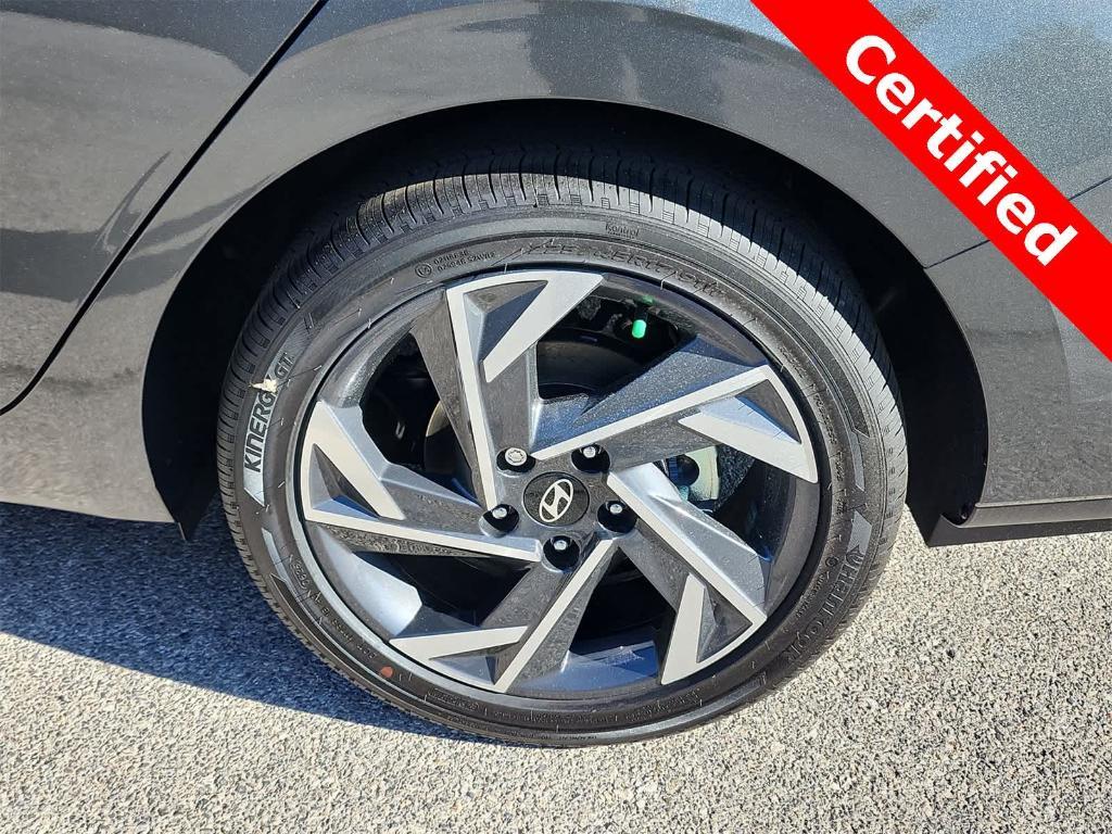 used 2025 Hyundai Elantra car, priced at $20,500