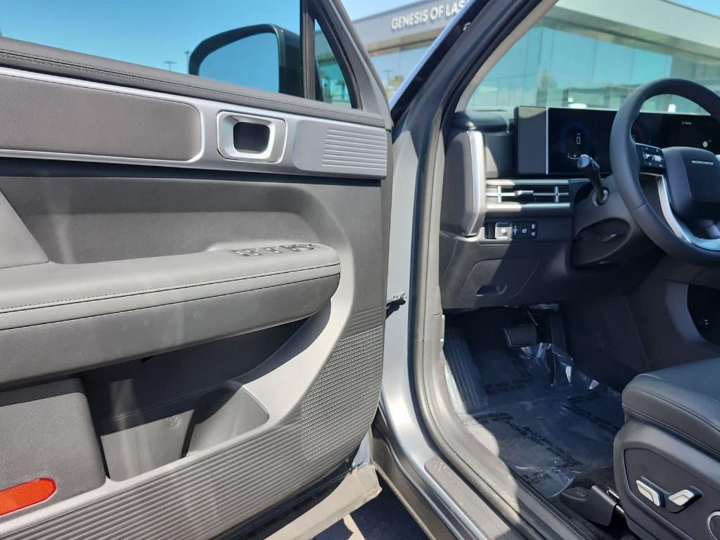 new 2025 Hyundai Santa Fe car, priced at $40,435