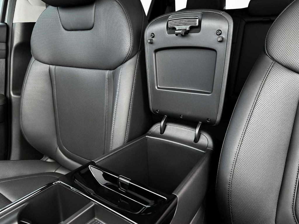 new 2025 Hyundai TUCSON Hybrid car, priced at $37,250