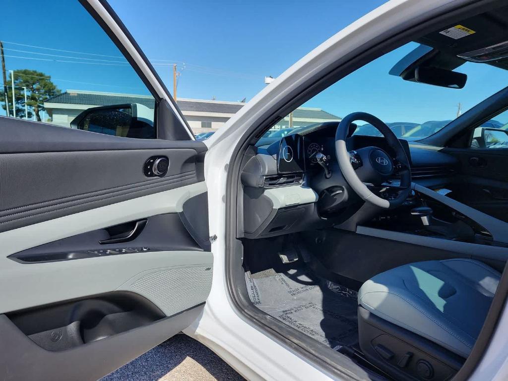 new 2025 Hyundai ELANTRA HEV car, priced at $30,025