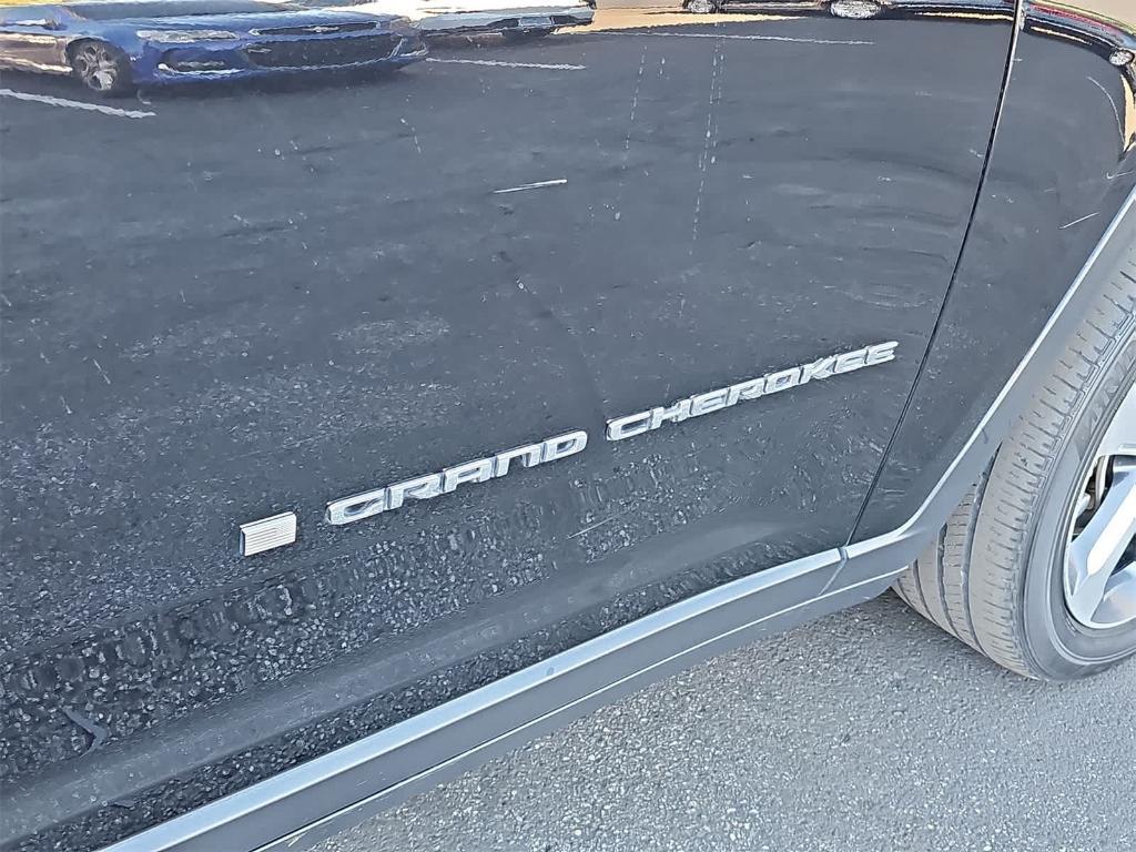 used 2021 Jeep Grand Cherokee L car, priced at $25,500