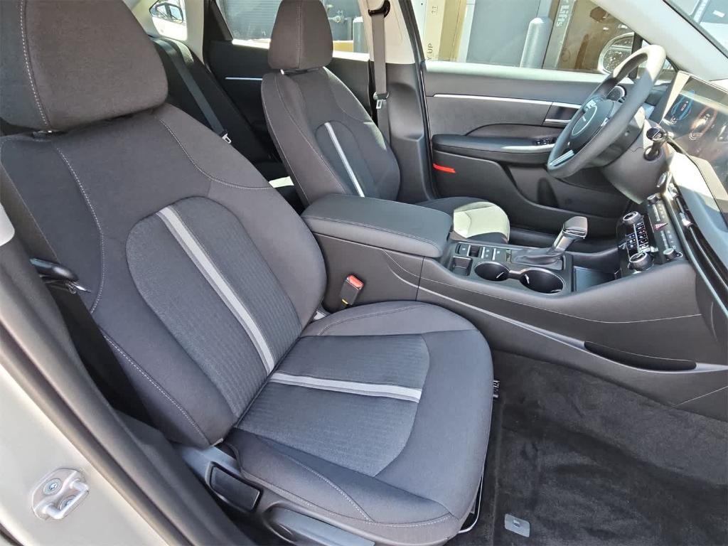new 2025 Hyundai Sonata car, priced at $25,961