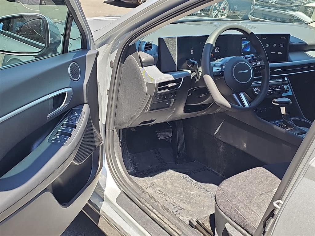 new 2025 Hyundai Sonata car, priced at $25,961