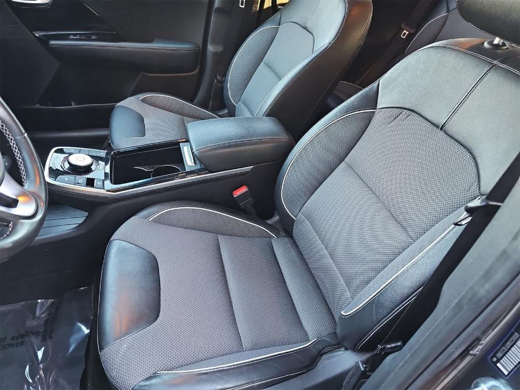 used 2022 Kia Niro EV car, priced at $14,000