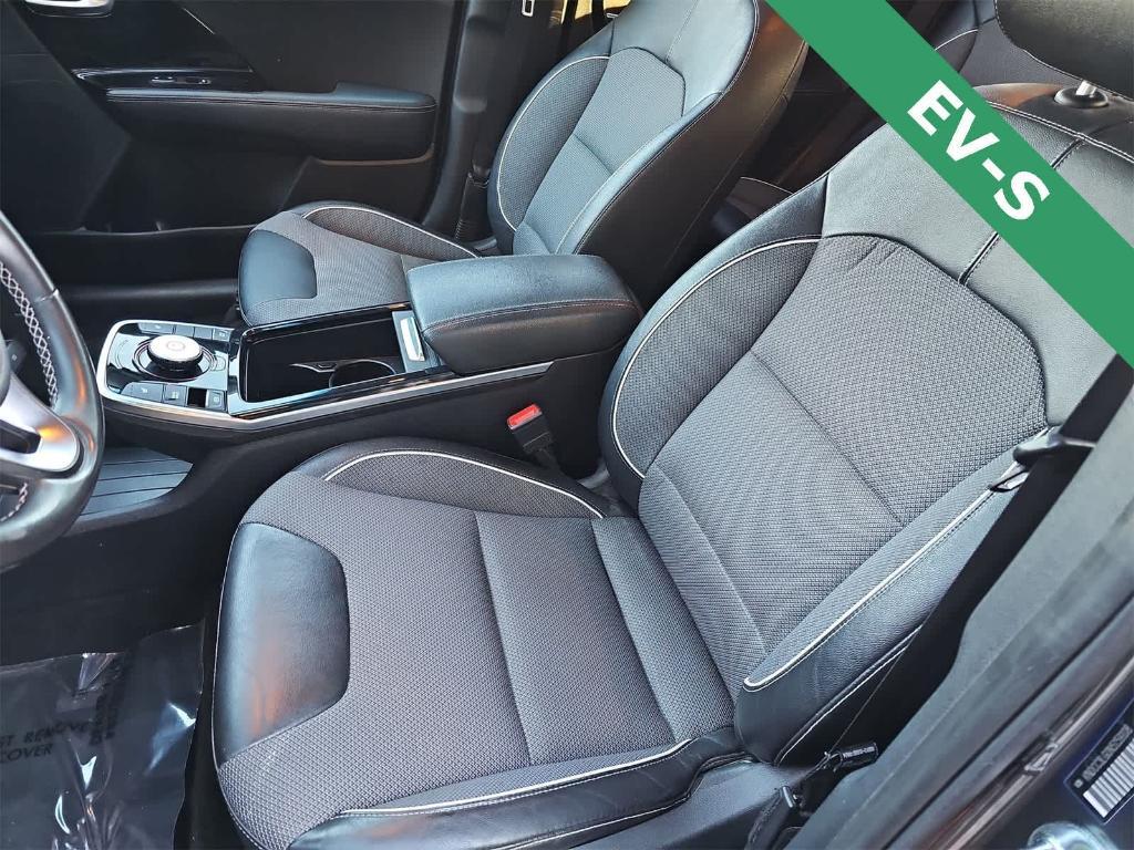 used 2022 Kia Niro EV car, priced at $13,500