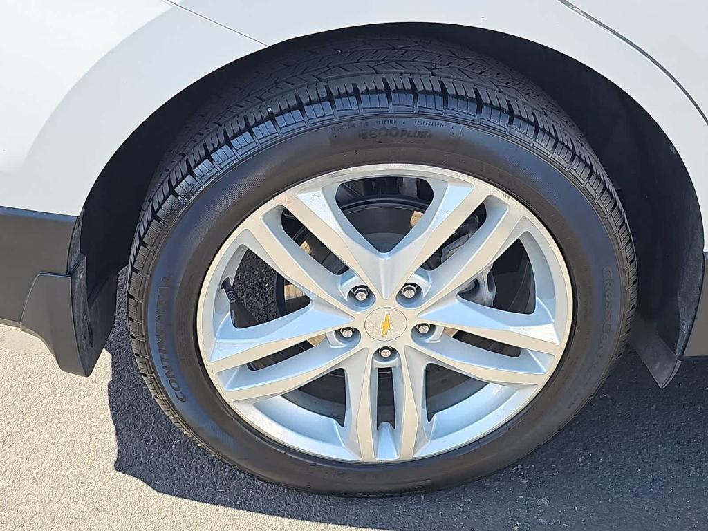 used 2018 Chevrolet Equinox car, priced at $15,250