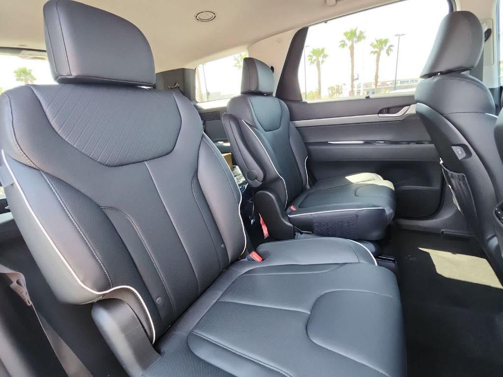 new 2025 Hyundai Palisade car, priced at $46,095