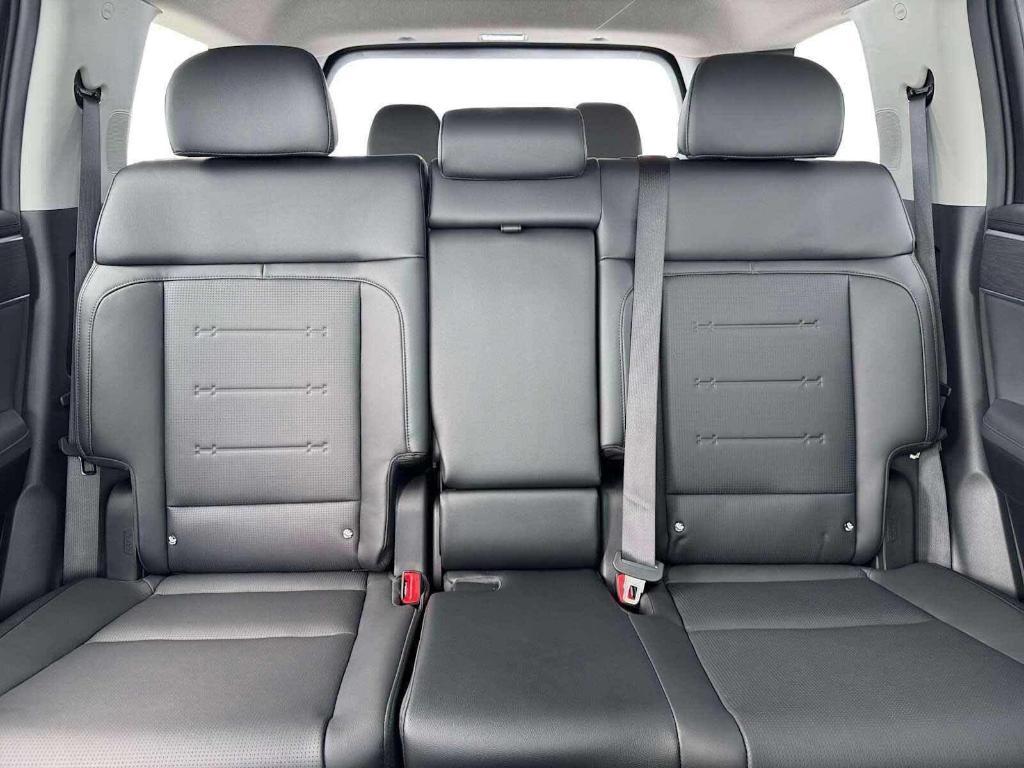 new 2026 Hyundai SANTA FE HEV car, priced at $45,540