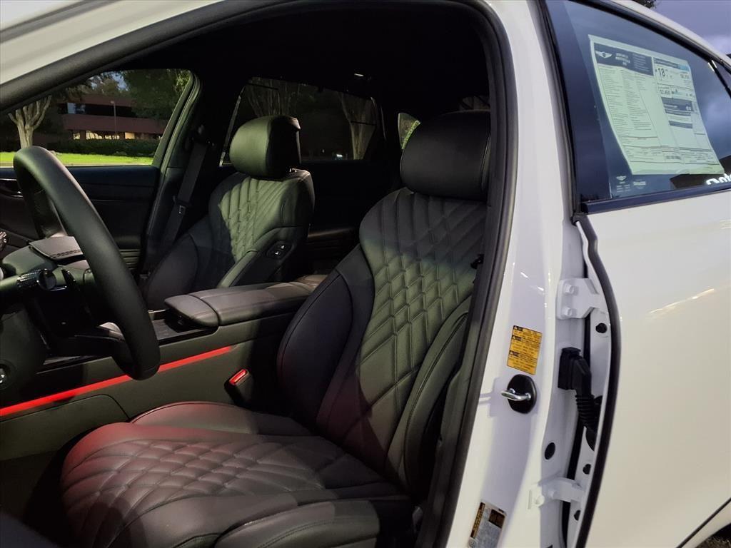 new 2026 Genesis G80 car, priced at $81,720