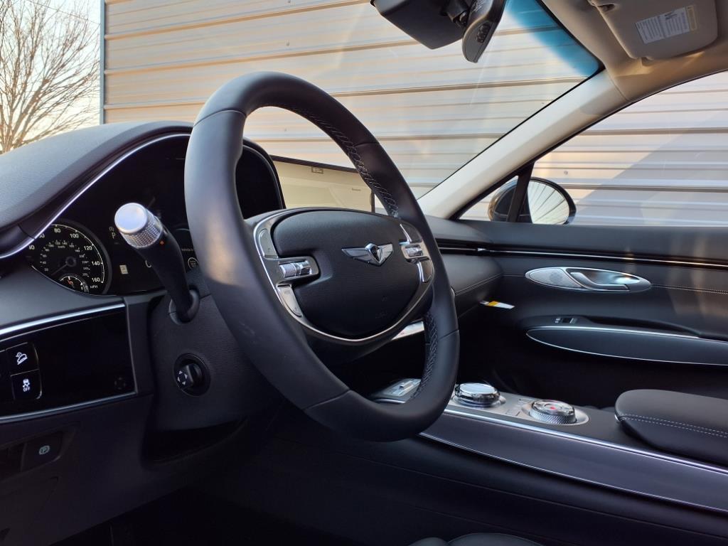 new 2025 Genesis GV70 car