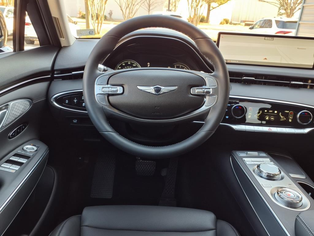 new 2025 Genesis GV70 car