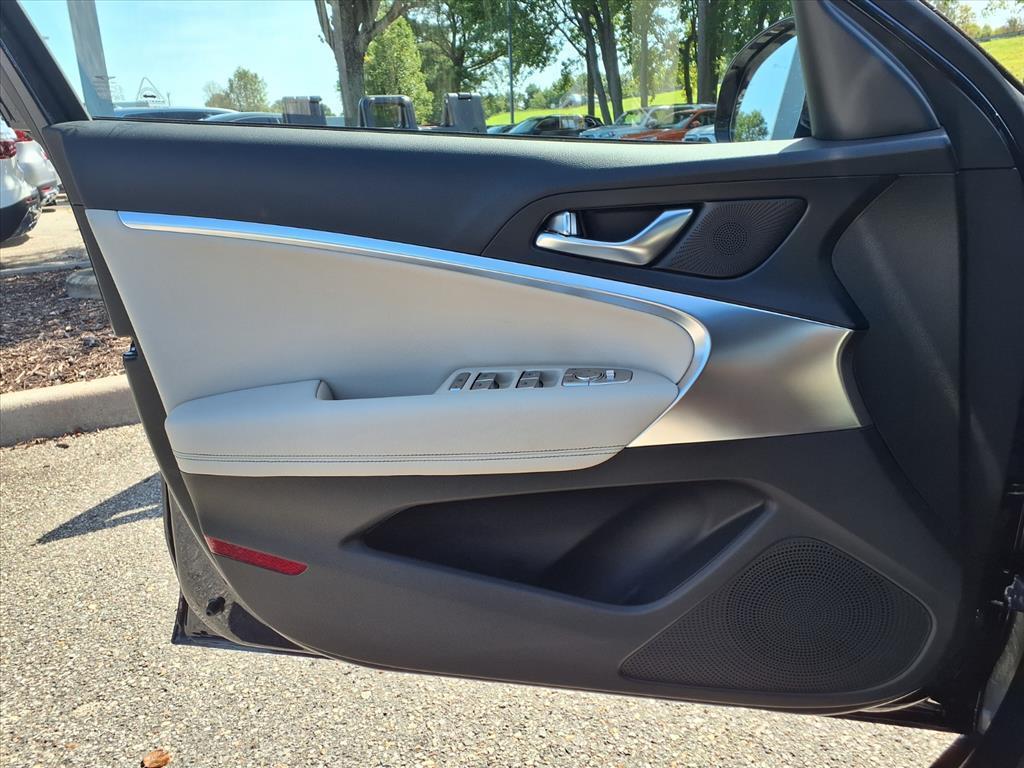 new 2026 Genesis G70 car, priced at $46,180