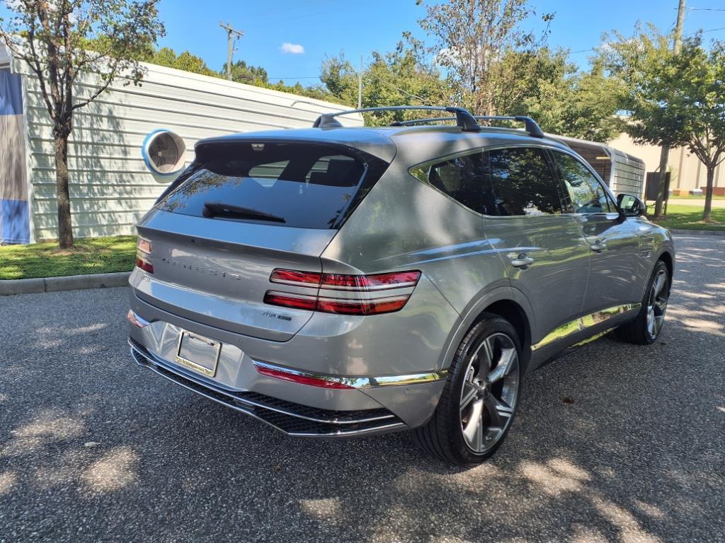 new 2025 Genesis GV80 car, priced at $78,514