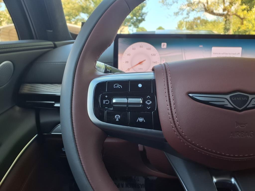 new 2025 Genesis GV80 car, priced at $78,514