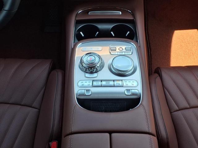 new 2025 Genesis G90 car, priced at $99,145