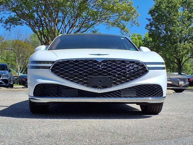new 2025 Genesis G90 car, priced at $99,145