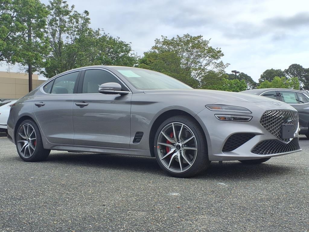 new 2025 Genesis G70 car, priced at $45,340