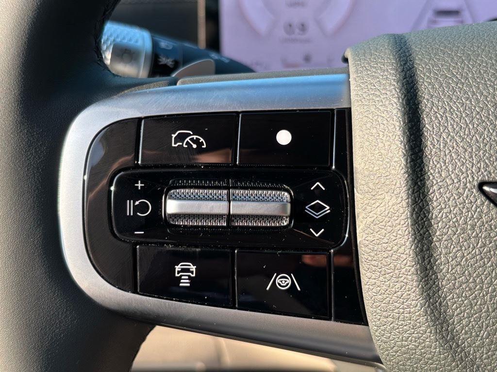 new 2025 Genesis GV80 car, priced at $57,847