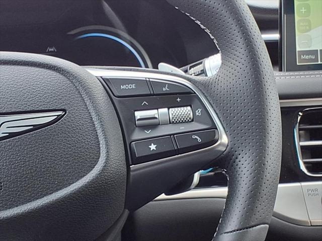 new 2025 Genesis G70 car, priced at $43,240