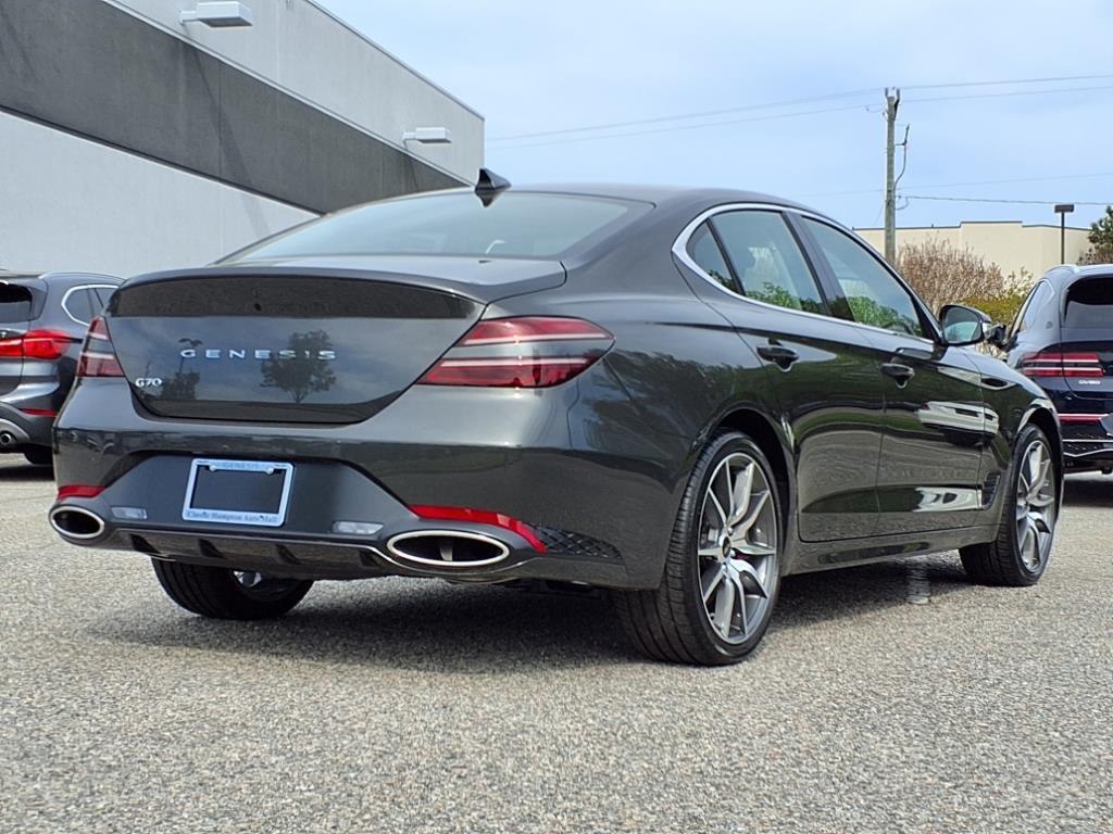new 2025 Genesis G70 car, priced at $40,253
