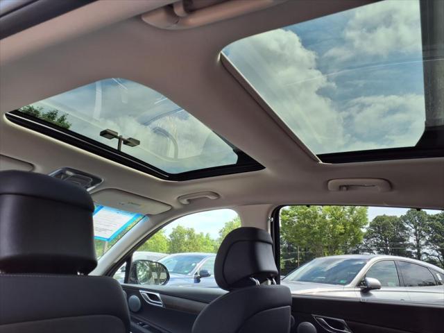 new 2025 Genesis GV80 car, priced at $69,124