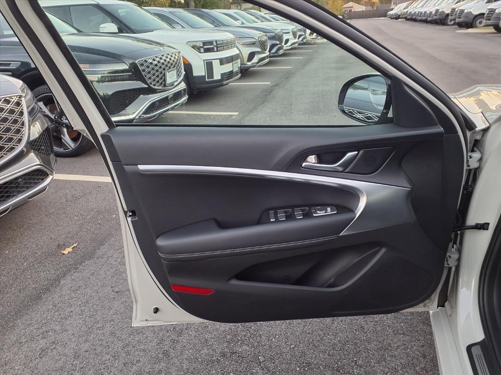 new 2026 Genesis G70 car, priced at $46,945