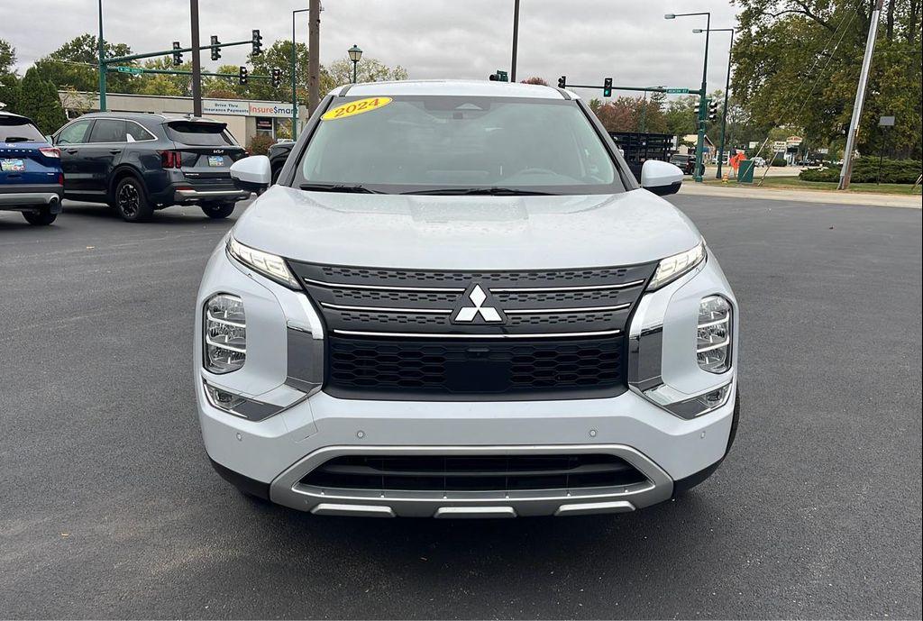 used 2024 Mitsubishi Outlander car, priced at $24,990
