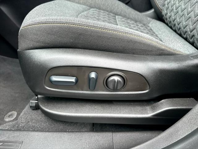 used 2022 Chevrolet Equinox car, priced at $24,490