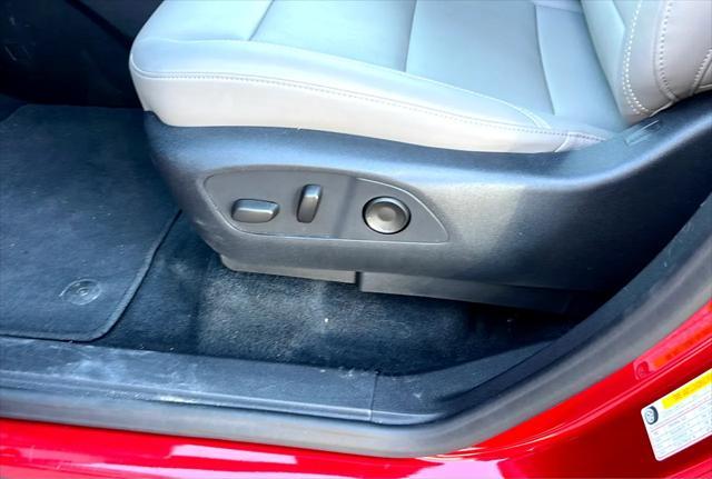 used 2024 GMC Acadia car, priced at $40,490