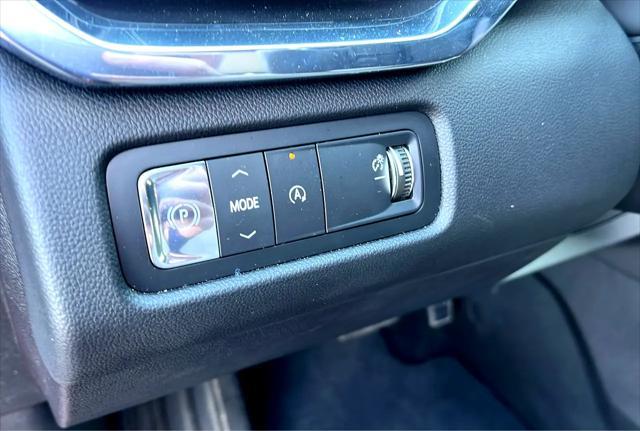 used 2024 GMC Acadia car, priced at $40,490