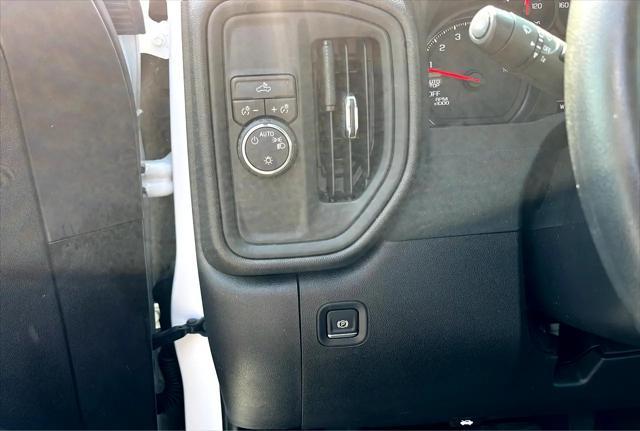 used 2024 Chevrolet Silverado 1500 car, priced at $30,490