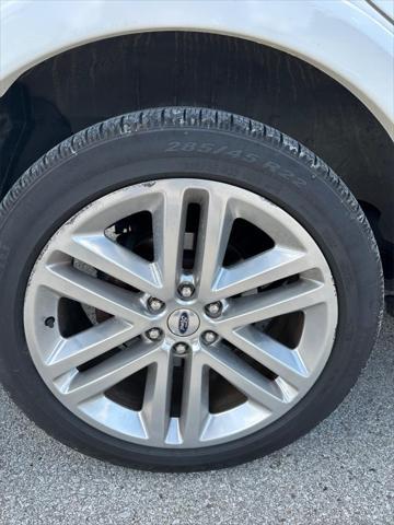 used 2015 Ford Expedition car, priced at $10,995