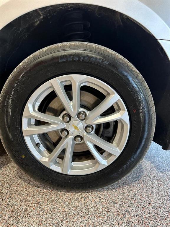 used 2017 Chevrolet Equinox car, priced at $9,995