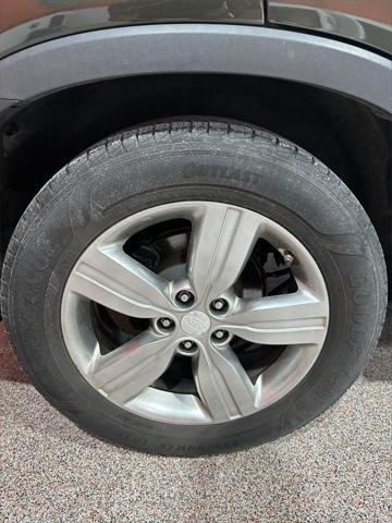 used 2013 Kia Sorento car, priced at $6,495