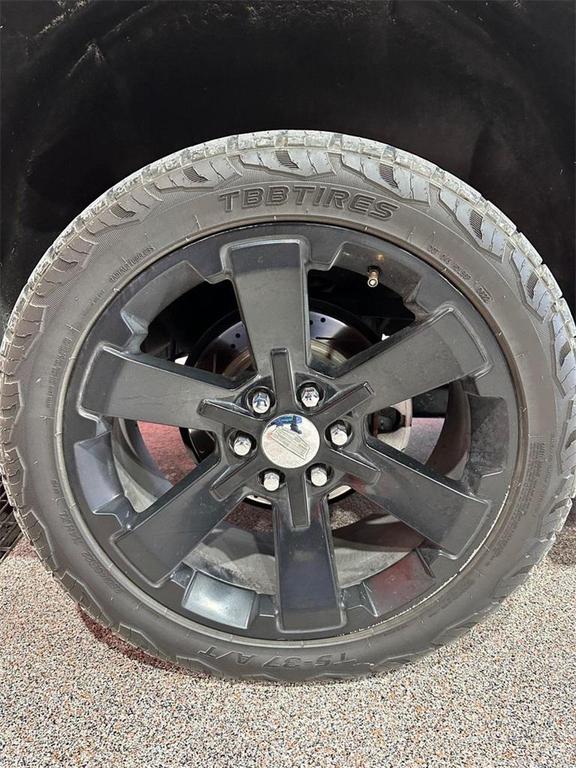 used 2015 Cadillac Escalade ESV car, priced at $19,995