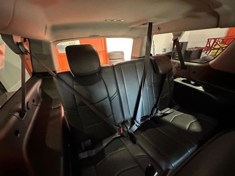 used 2015 Cadillac Escalade ESV car, priced at $19,995