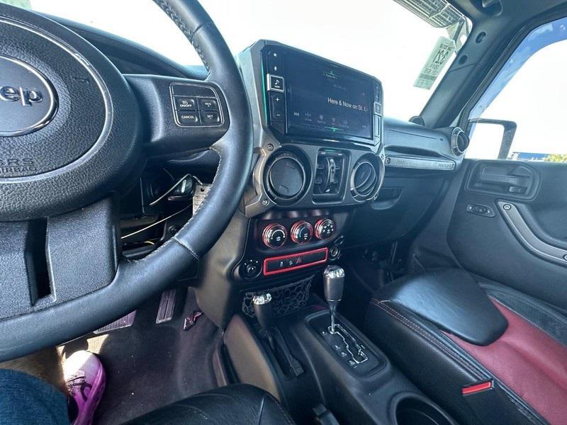 used 2014 Jeep Wrangler Unlimited car, priced at $13,495