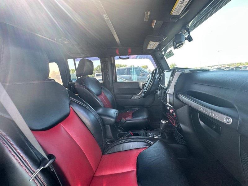 used 2014 Jeep Wrangler Unlimited car, priced at $13,495