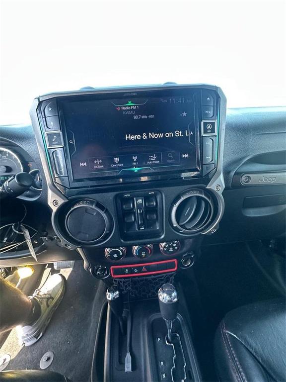 used 2014 Jeep Wrangler Unlimited car, priced at $13,495