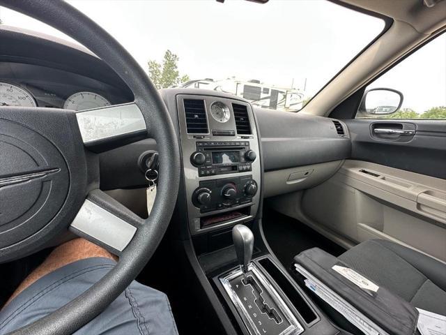 used 2007 Chrysler 300 car, priced at $4,995