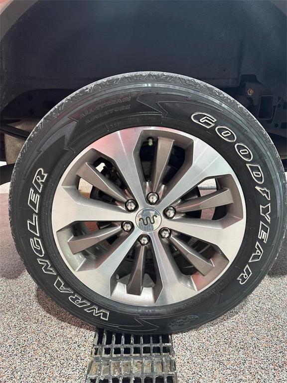 used 2019 Ford F-150 car, priced at $22,995