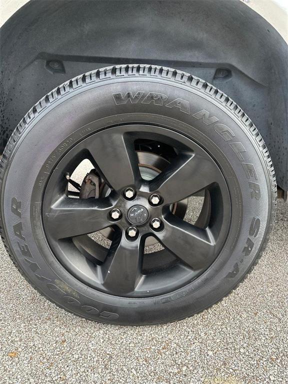 used 2018 Ram 1500 car, priced at $26,995