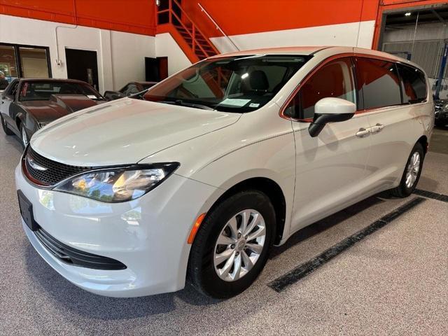 used 2017 Chrysler Pacifica car, priced at $19,995