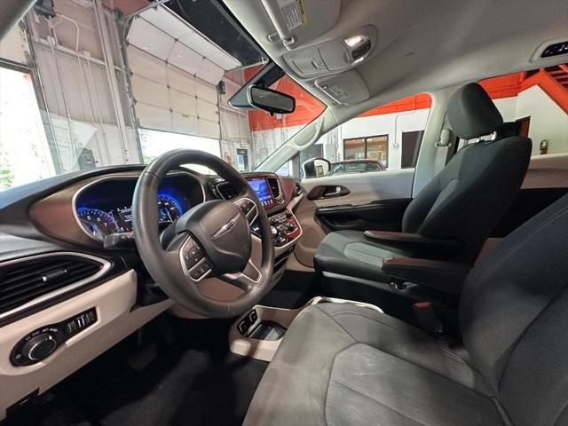 used 2017 Chrysler Pacifica car, priced at $19,995