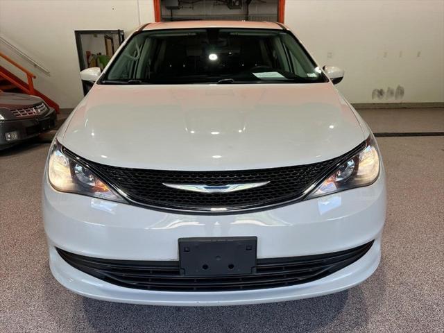 used 2017 Chrysler Pacifica car, priced at $19,995