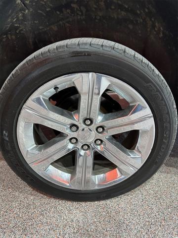 used 2016 Cadillac Escalade ESV car, priced at $24,995