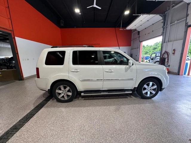 used 2013 Honda Pilot car, priced at $15,500